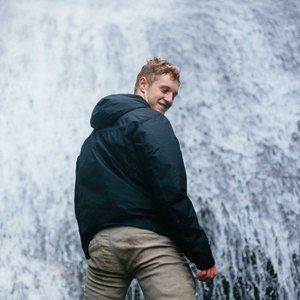 Meet your Posher, Zach